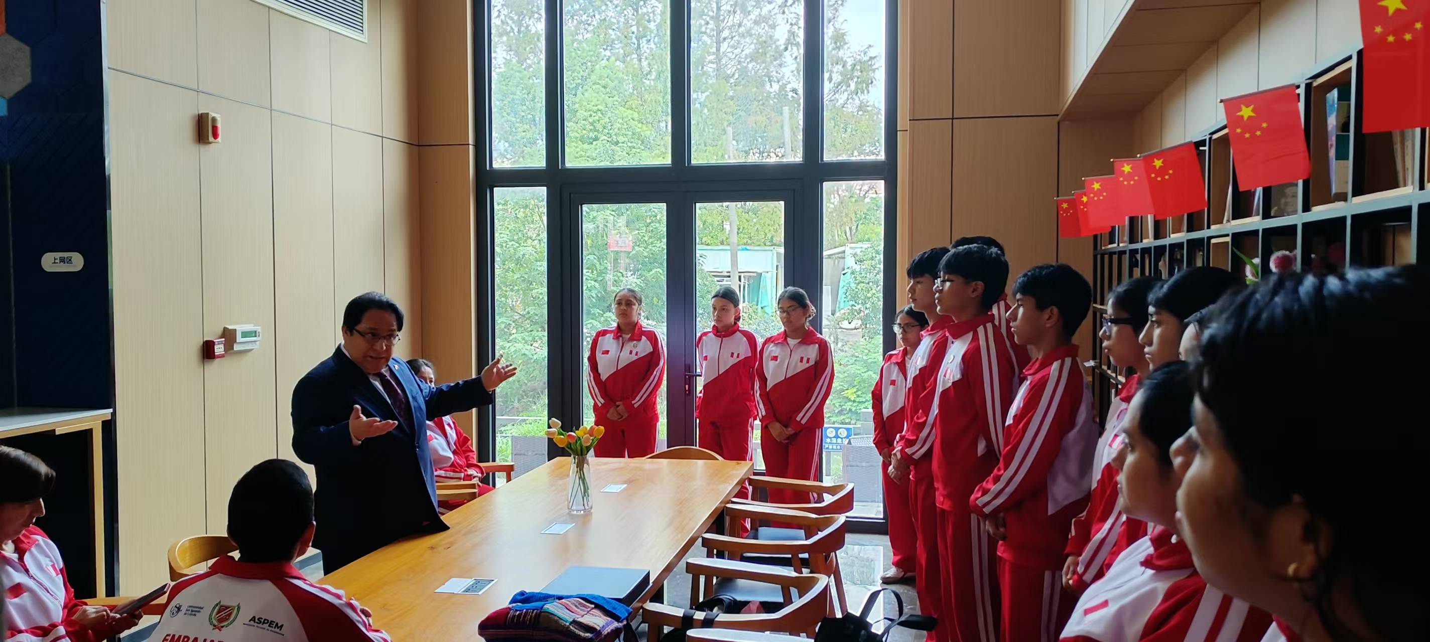 微信图片_20251017161500_59_41.jpg
